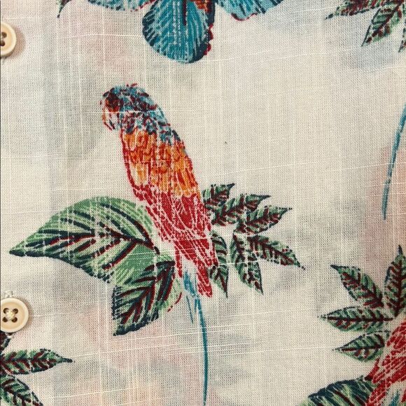 IZOD SALTWATER Large Short Sleeve Button Down Casual Shirt Relaxed Fit Tropical - Picture 3 of 8